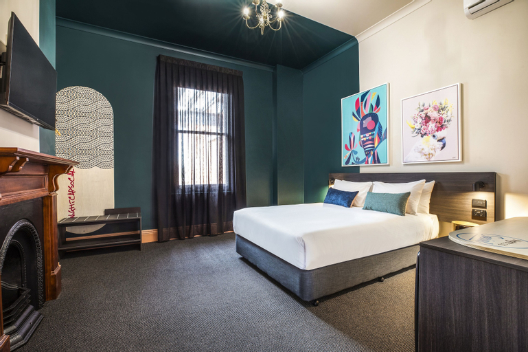 Bedroom 6