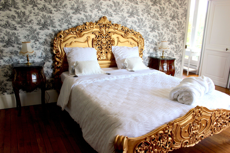 Bedroom 4, Château de Blet, Cher