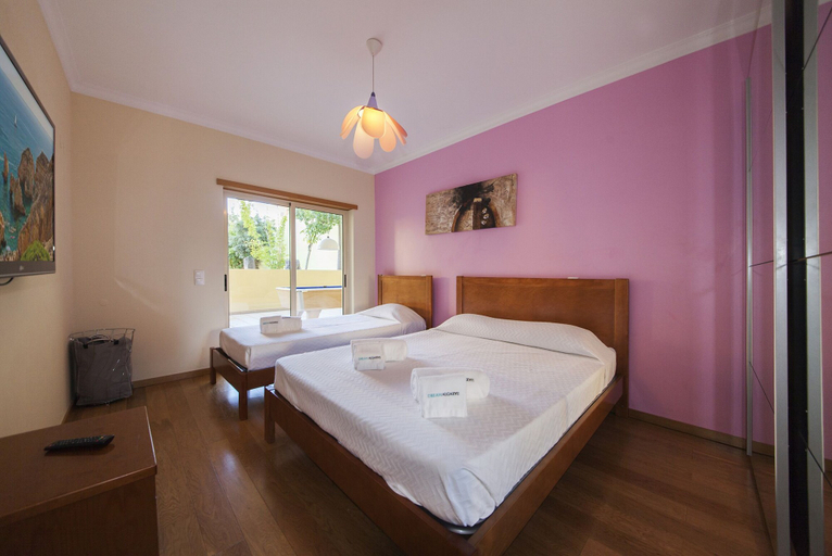 Bedroom 2, C15 - The Patio do Convento Apartment, Lagos