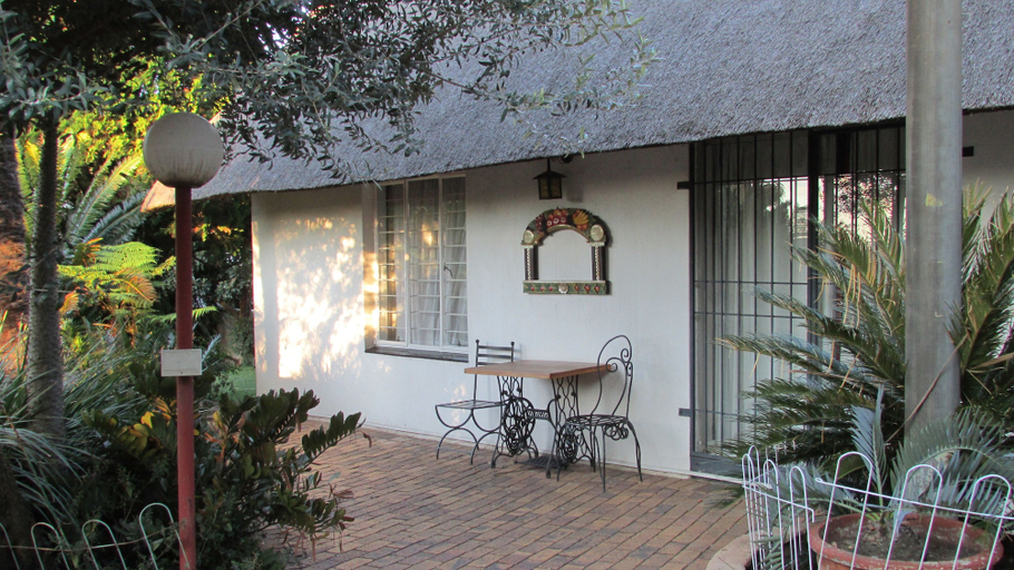 Exterior & Views 2, Acacia House Executive Suite, City of Johannesburg