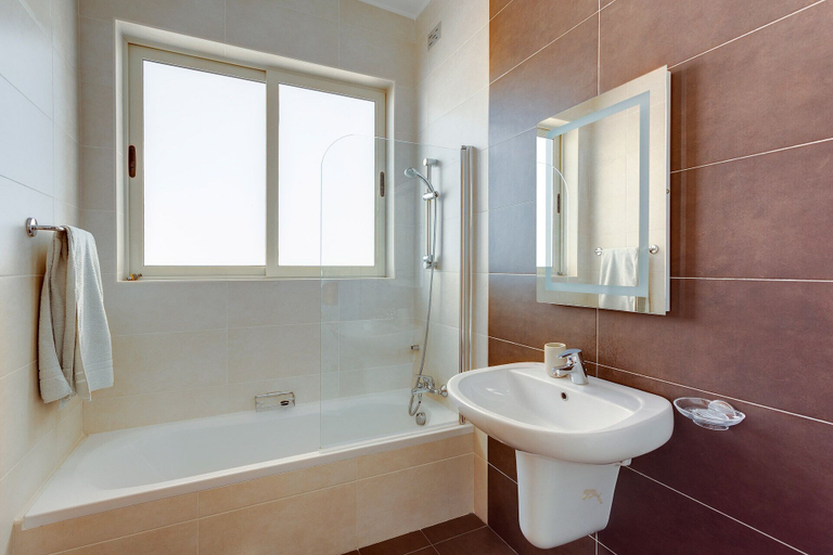 Bathroom, Superlative Penthouse With Spacious Terrace