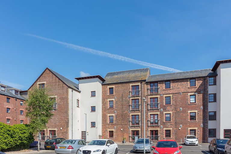 Exterior & Views 2, Elliot Suite No2 - Donnini Apartments, South Ayrshire