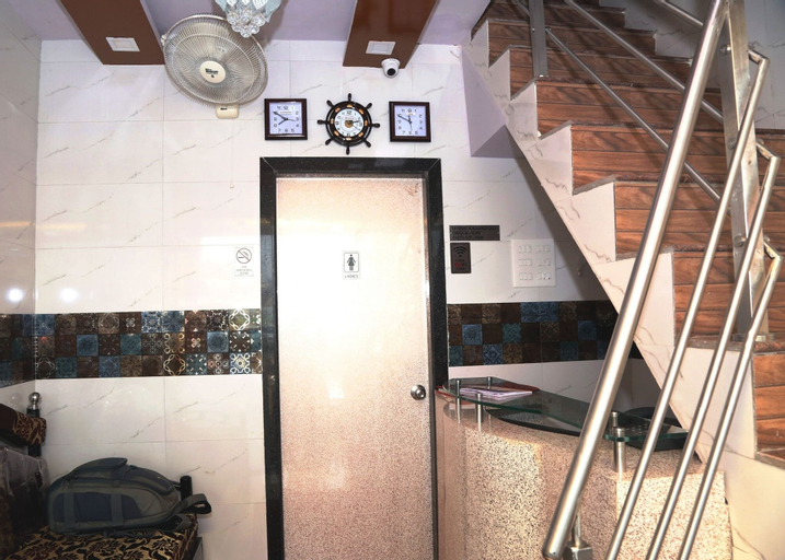 Delta Dormitory - Hostel, Mumbai Suburban