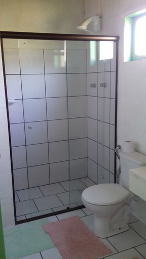 Bathroom 3, Pousada Malacara, Praia Grande
