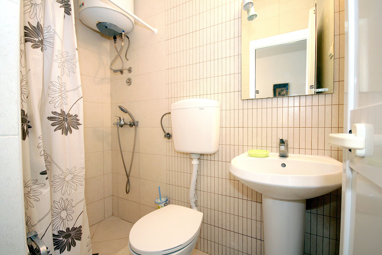 Bathroom 4, Apartments Aleksandar