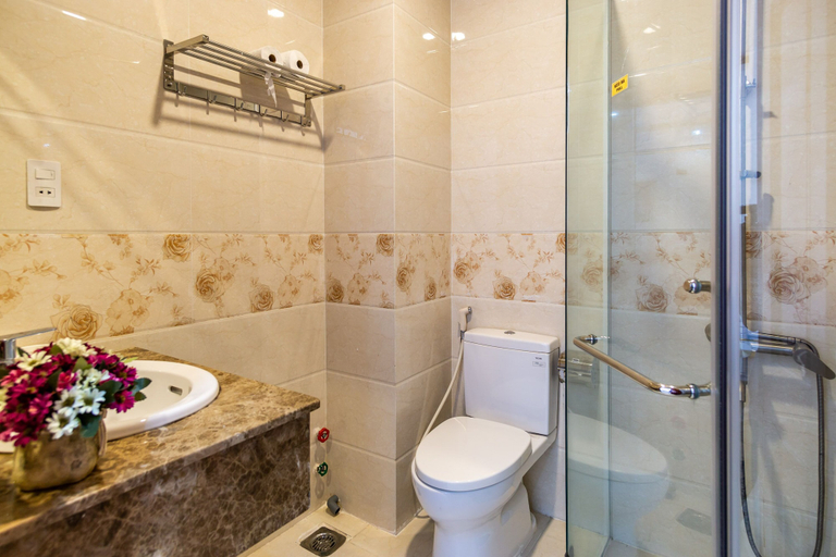 Bathroom 3, Diamond Sea Hotel, Vũng Tàu