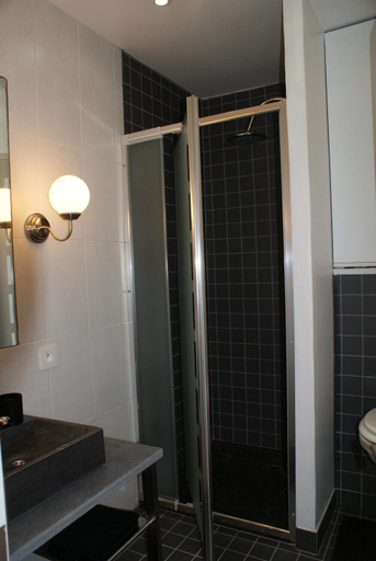 Bathroom, App Le Lavandou, West-Vlaanderen