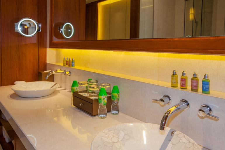 Bathroom 4, Relais & Chateaux·The Dreamland Resort, Zhuhai
