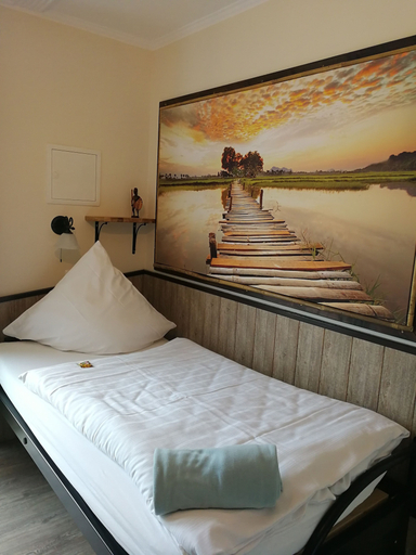 Bedroom 4, Apartmenthaus in Walle, Gifhorn