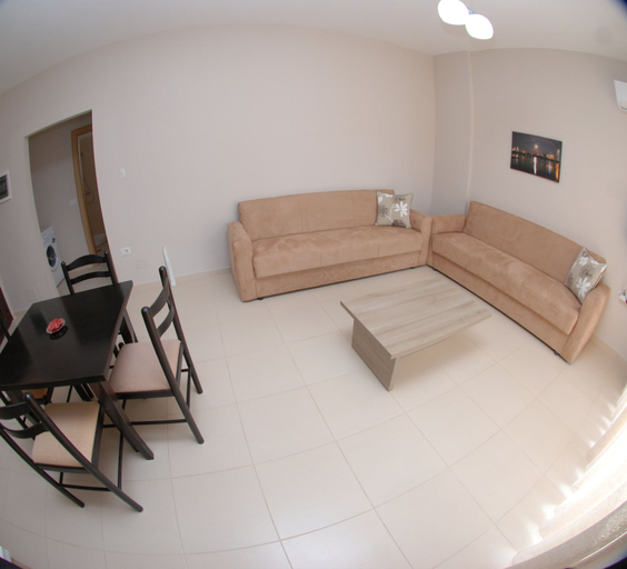Others 4, Wave Apartments Sarande, Sarandës