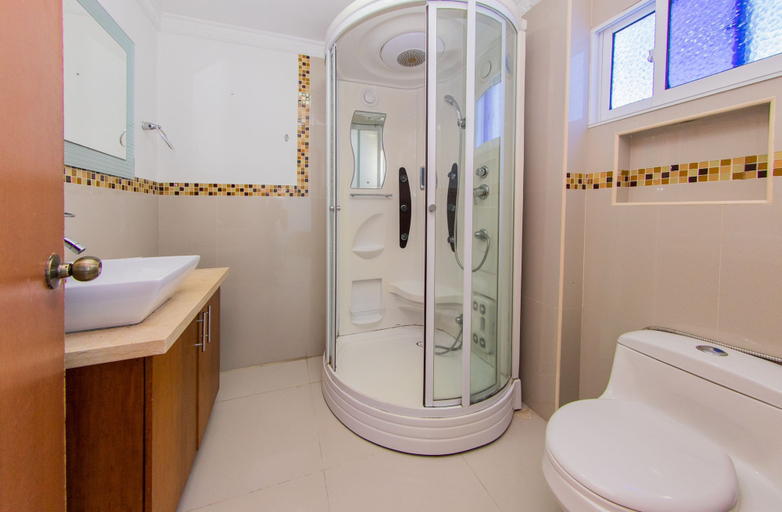 Bathroom 3, Malecon- Apartamento Frente Al Mar, Cartagena de Indias