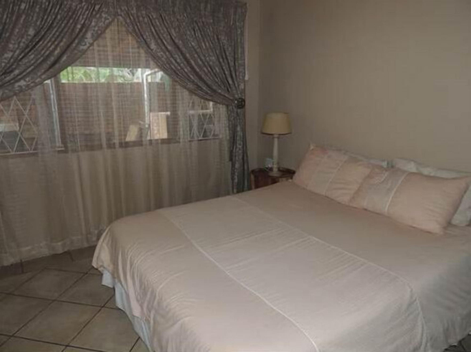 Bedroom 16