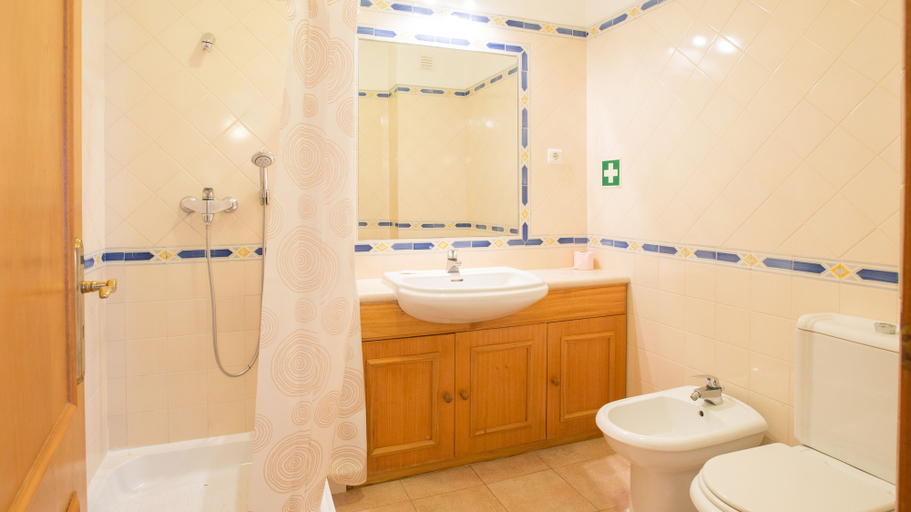 Bathroom, Apartamentos Quinta da Praia, Portimão