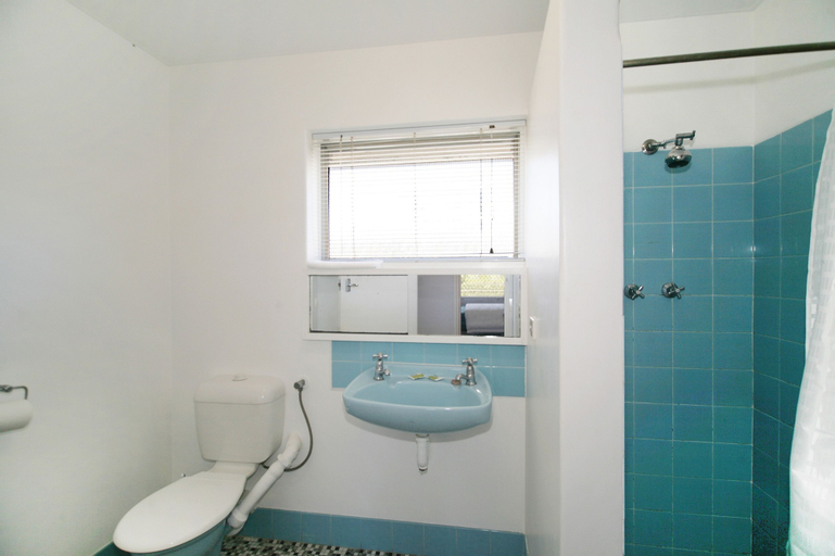 Bedroom 4, Acacia Holiday or Business Stay Accommodation, Stirling