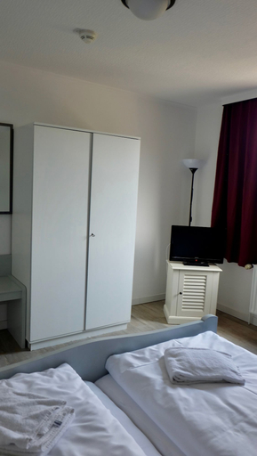 Bedroom 4, Hotel Seeblick Försterhaus, Rendsburg-Eckernförde