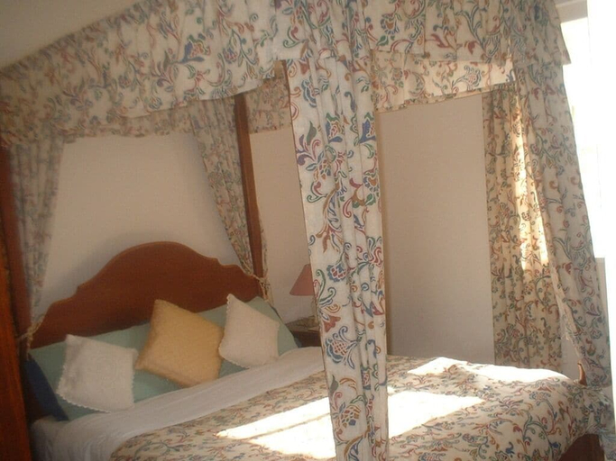 Bedroom 2, Hamsteels Hall, Durham