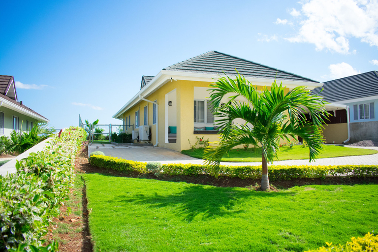 Exterior & Views 2, Richmond Villa Rental Management