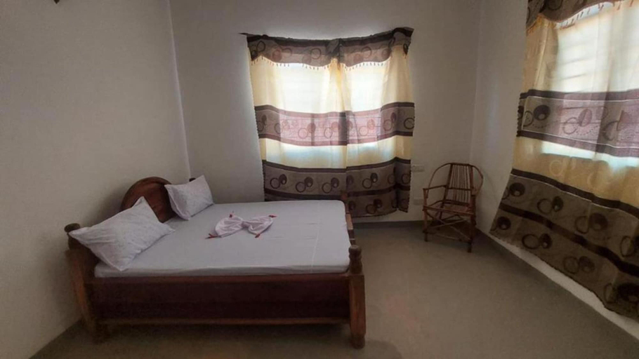 Bedroom, Hilali's Bungalow, Kaskazini 'A'