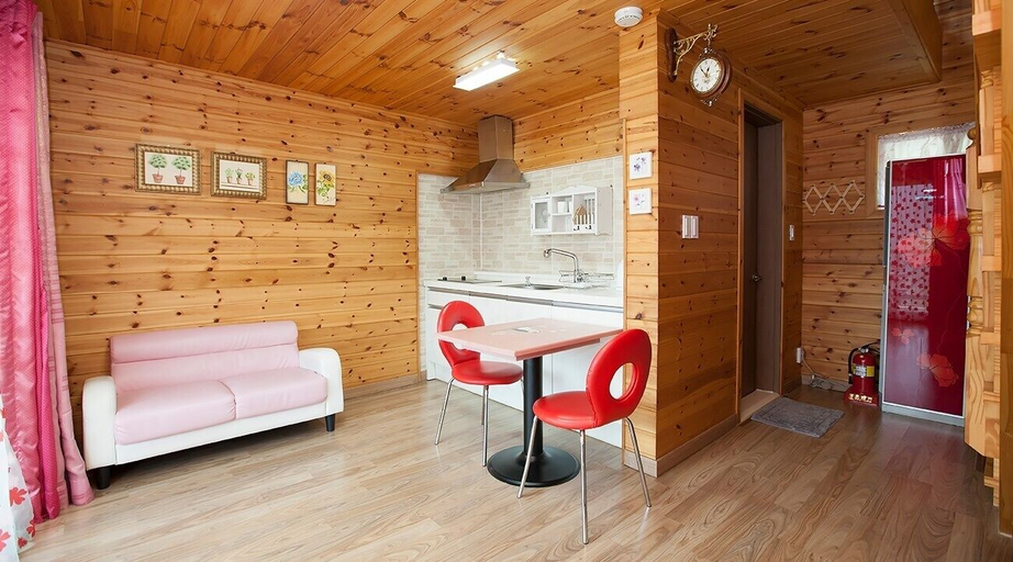 Others 5, Laviche Pension, Gapyeong