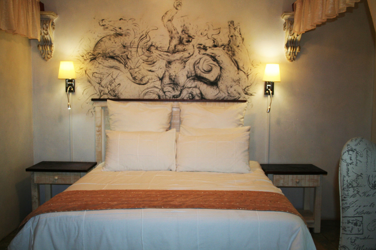 Bedroom, Stephward Estate Country House, Ugu
