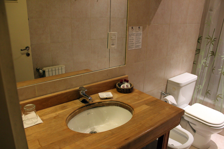 Bathroom 4, Hostería Kaikén, Rió Grande