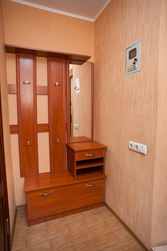 Others 5, Moskva4you Donskaya 17, Central