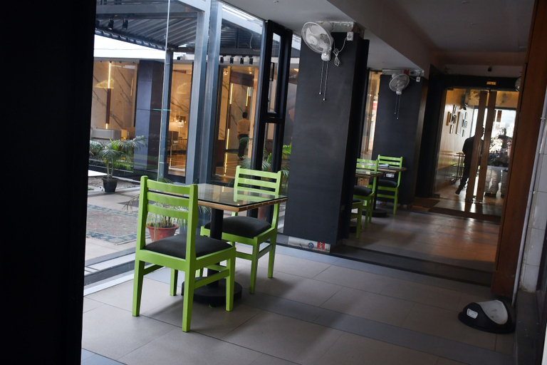 Food & Drinks 5, Hotel Jyoti, Araria