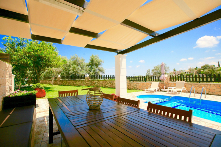 Sport & Beauty 2, Kiriana Villa by LeaderStay, Crete