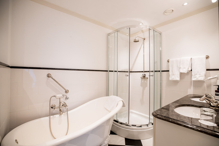 Bathroom 5, Kasteel de Wittenburg, Wassenaar