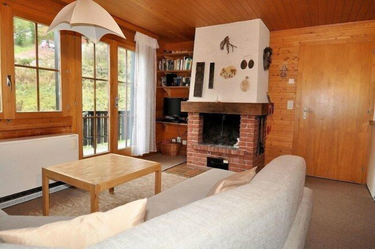 Others 5, Jadwiga OG, Raron