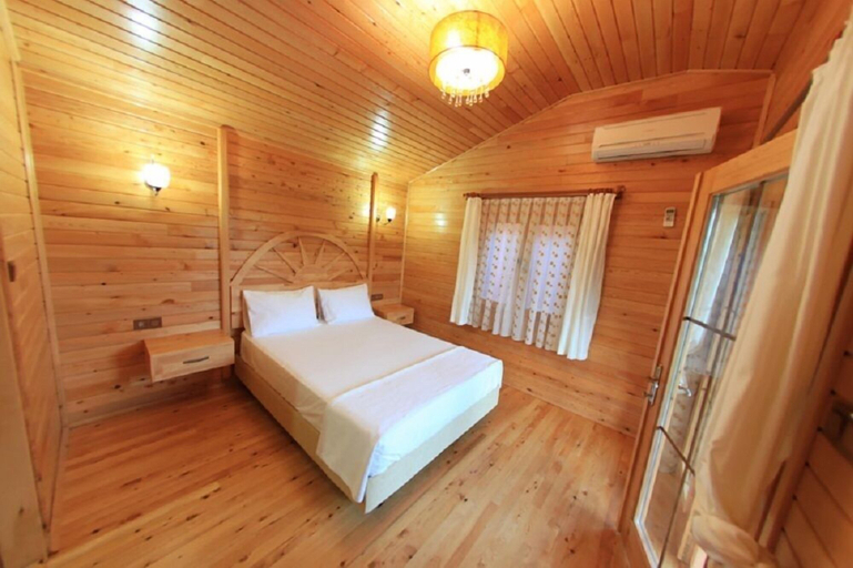 Bedroom 2, Emek Pansiyon, Kemer