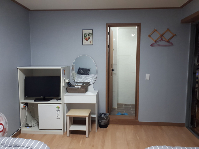 Bedroom 5, Ulsan Guest House BaehoHanmaru, Dong