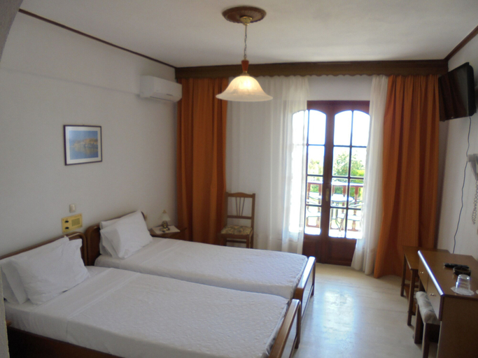 Bedroom 4, Paradise, Thessaly