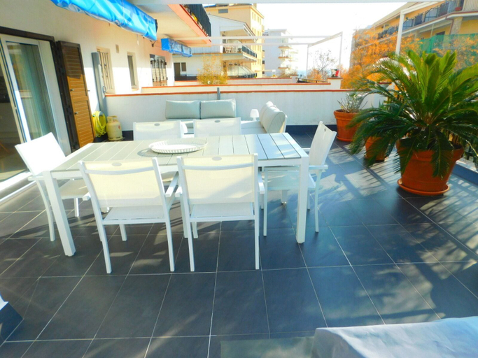 Food & Drinks, Apartamento Santa Monica I, Girona