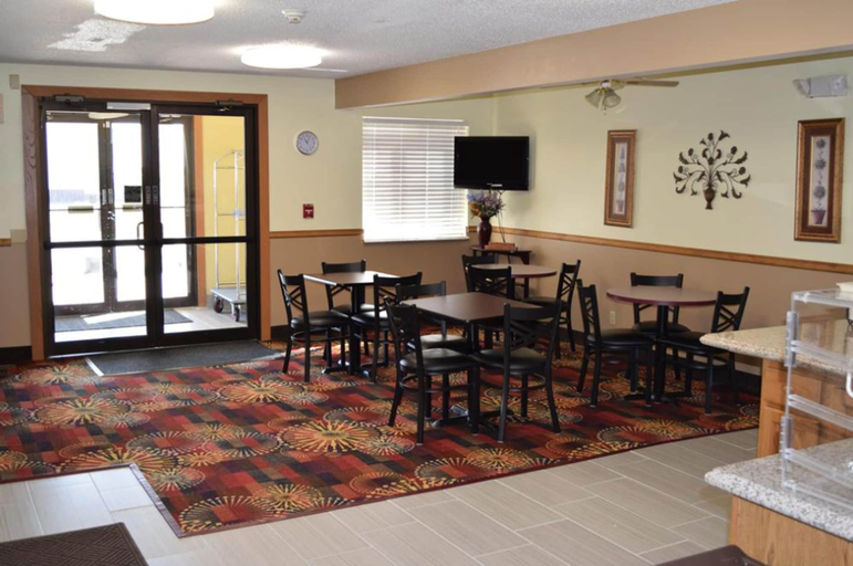 Food & Drinks, Budgetinn & Suites, Story