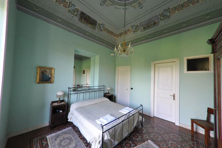 Bedroom 4, Palazzo Giovanni Bed and Breakfast, Catania