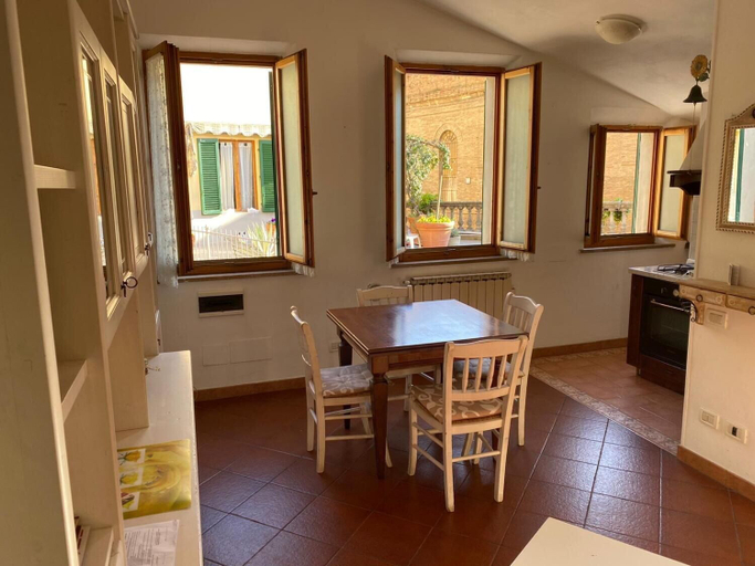 Others 4, Pian d'Ovile Apartment, Siena