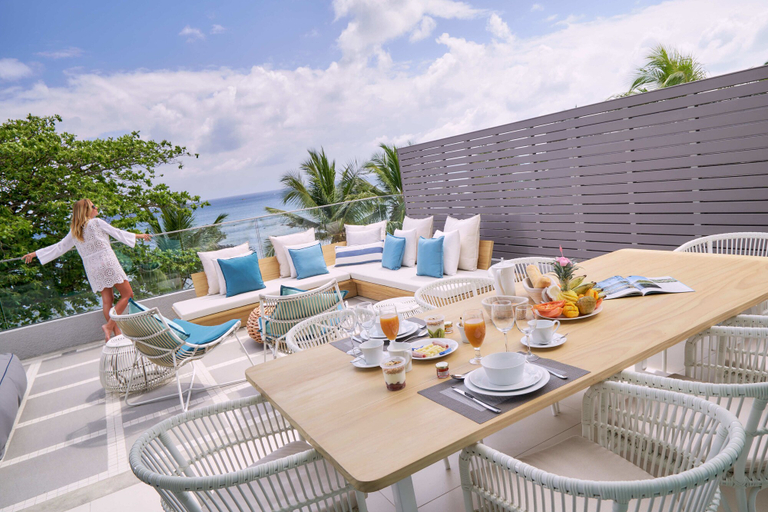 Food & Drinks 5, Les Estivales Beachfront Suites & Penthouses with LOV
