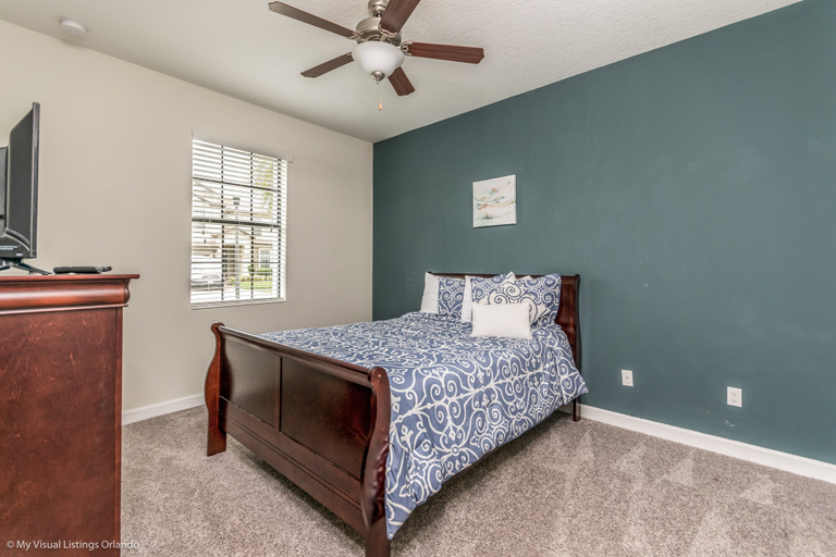 Bedroom 1, 9 Bedroom 5 Bathroom Champions Gate Resort, Osceola