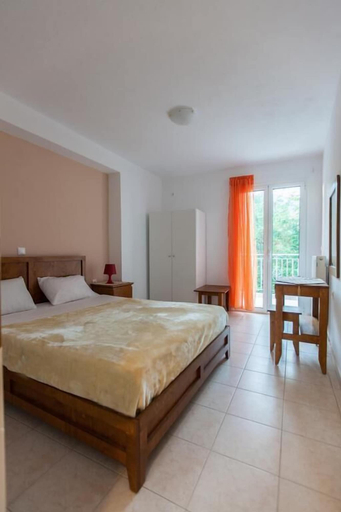 Bedroom 3, Elatos, West Greece