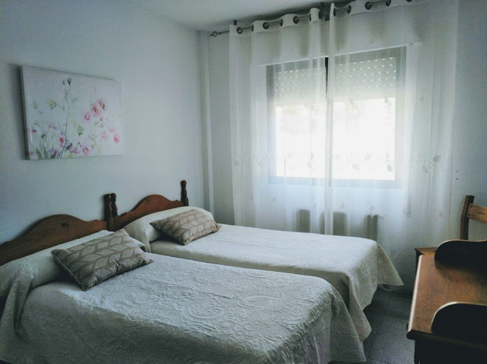 Bedroom 5, Pensión Cuadrado, Almería