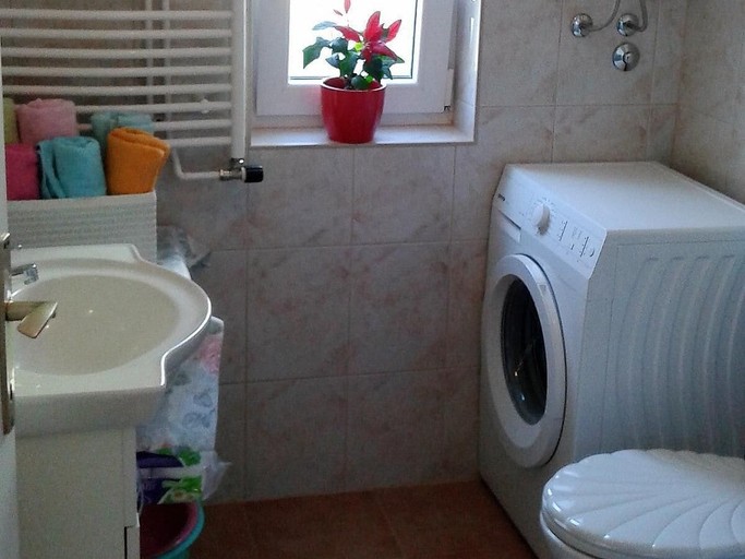 Bathroom, Apartment Avelina, Pula