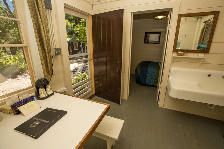 Others 5, Swiftcurrent Motor Inn and Cabins - Inside the Park, Glacier