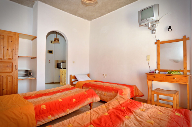 Bedroom 2, Filia Studios & Apartments, Thessaly