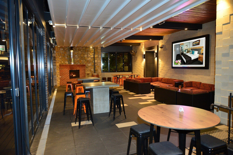 Food & Drinks 4, Waikerie Hotel Motel, Loxton Waikerie - West