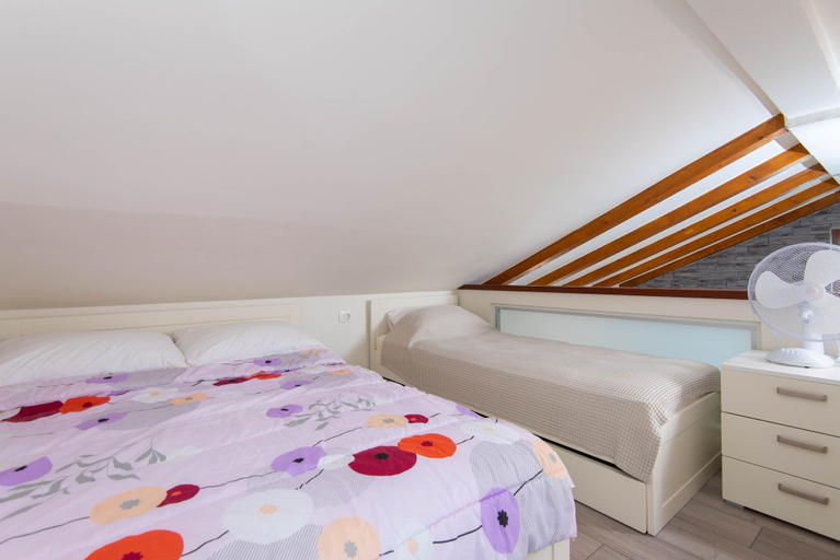 Bedroom 3, Little Stone House, Orebić