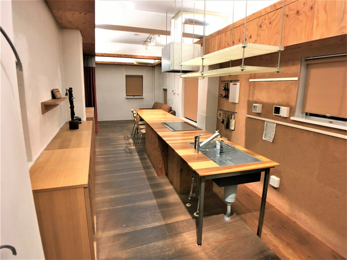 Others 4, Higashi-Gokencho M-building 2F, Shinjuku