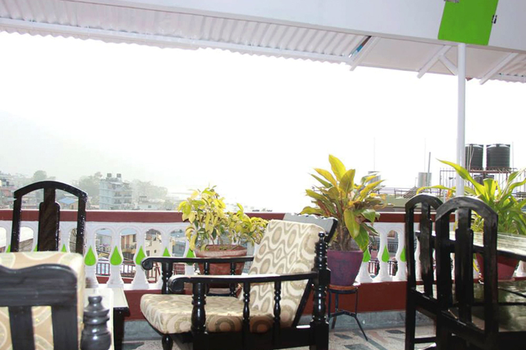Others 5, Hotel Santana, Gandaki