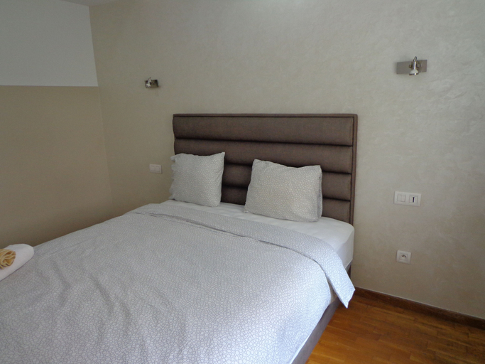 Bedroom 3, Reserve You, Casablanca