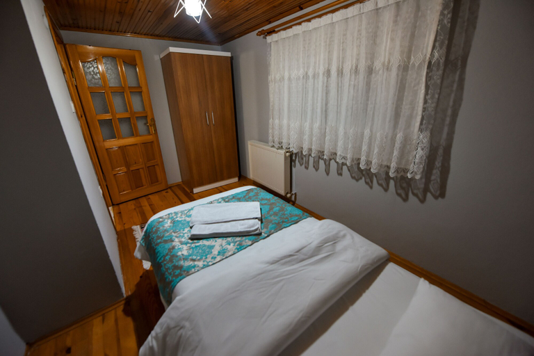 Bedroom 2, My Guse Suite, Merkez